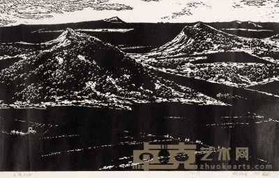 杜鸿年 1980年 丘陵大田 32.5×53cm